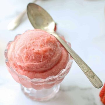 strawberry frose sorbet